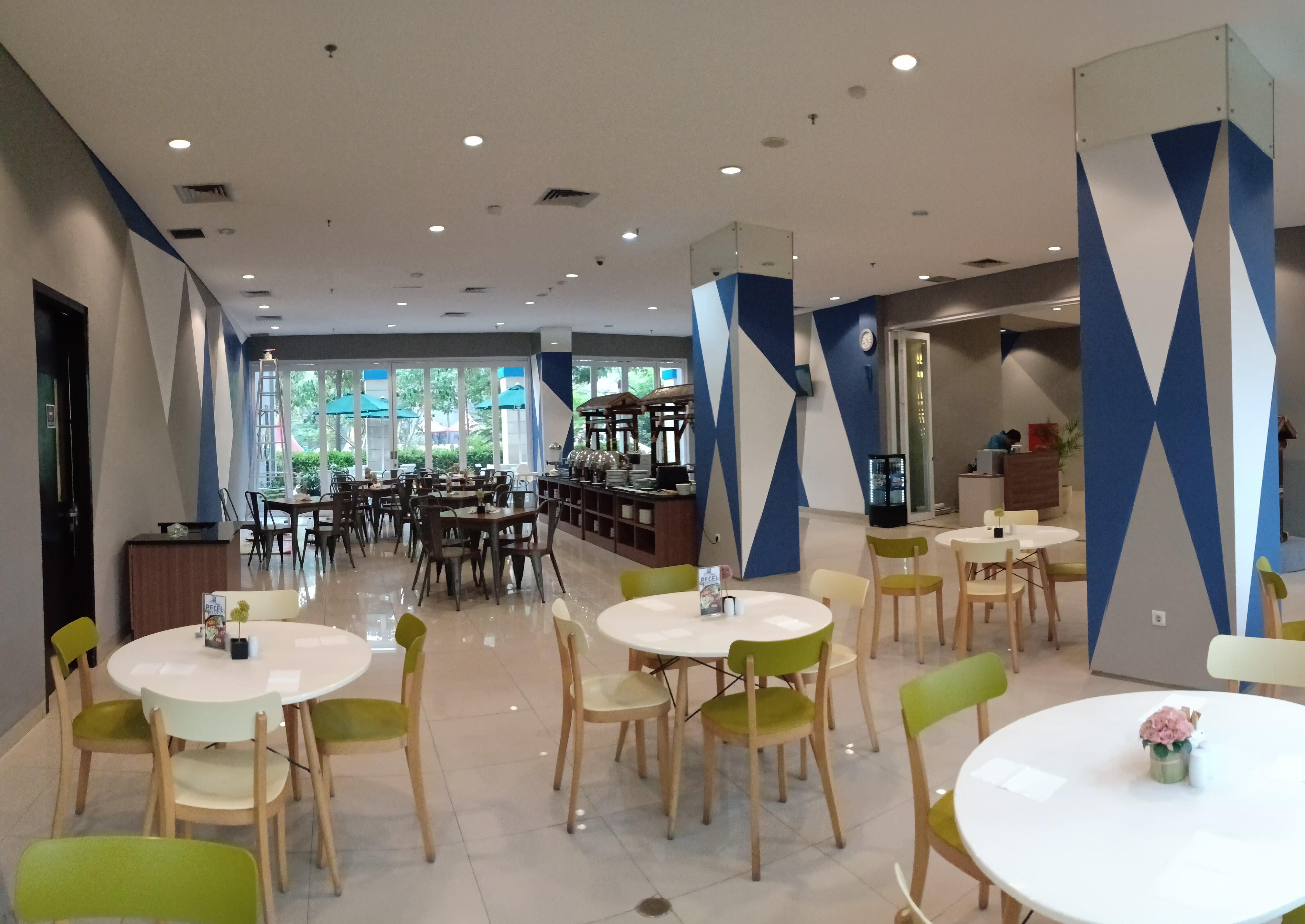 Ibis Budget Cikarang Festival Bekasi Exterior foto