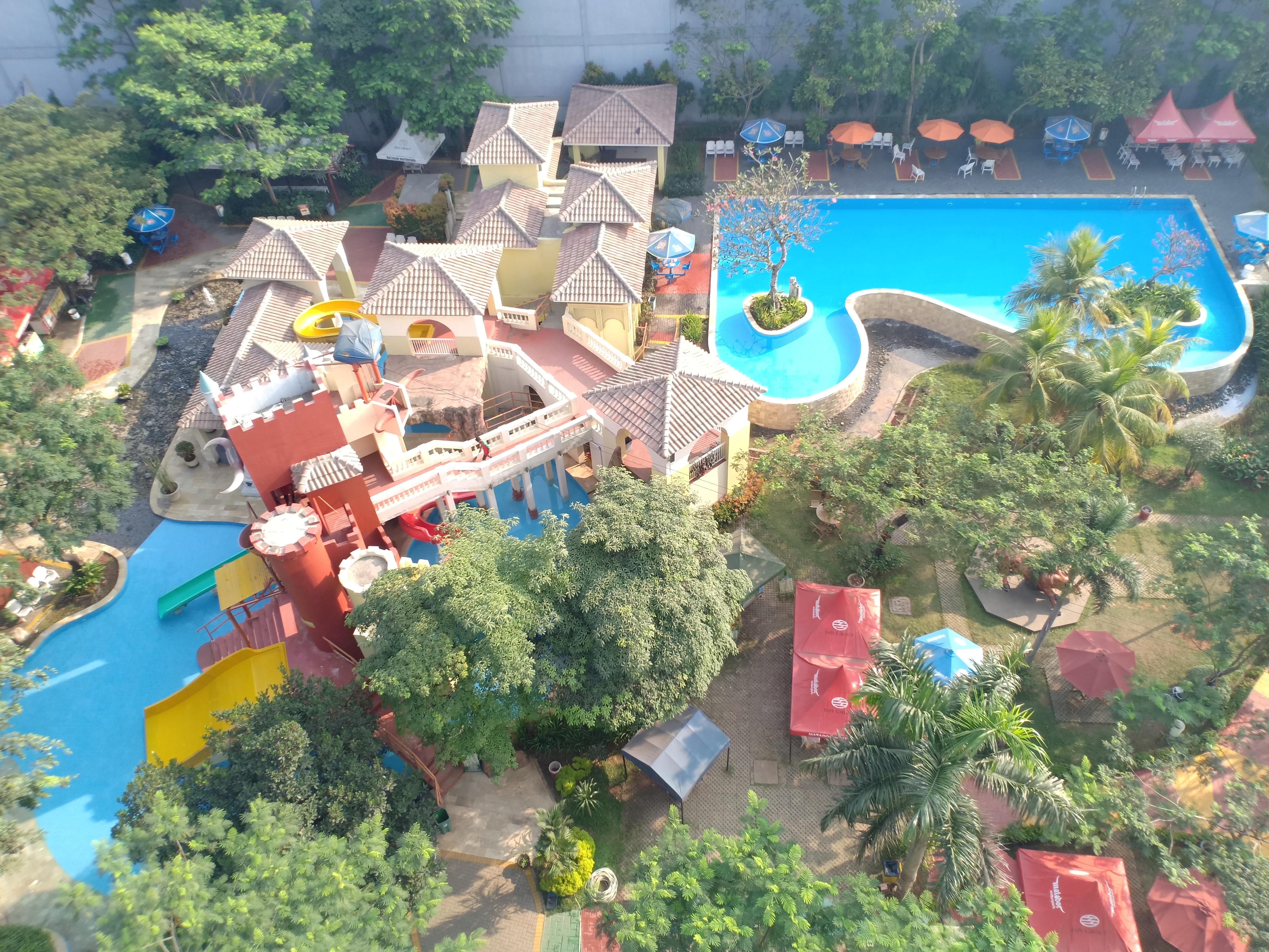 Ibis Budget Cikarang Festival Bekasi Exterior foto