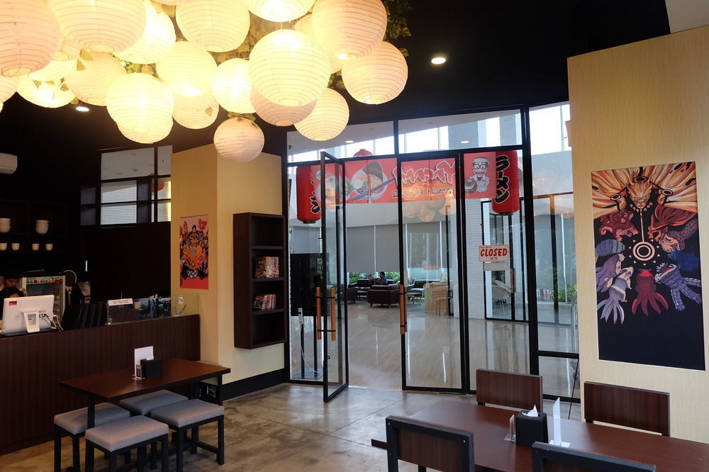 Ibis Budget Cikarang Festival Bekasi Exterior foto