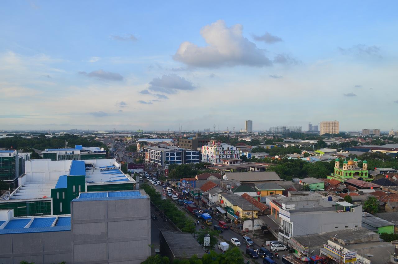 Ibis Budget Cikarang Festival Bekasi Exterior foto