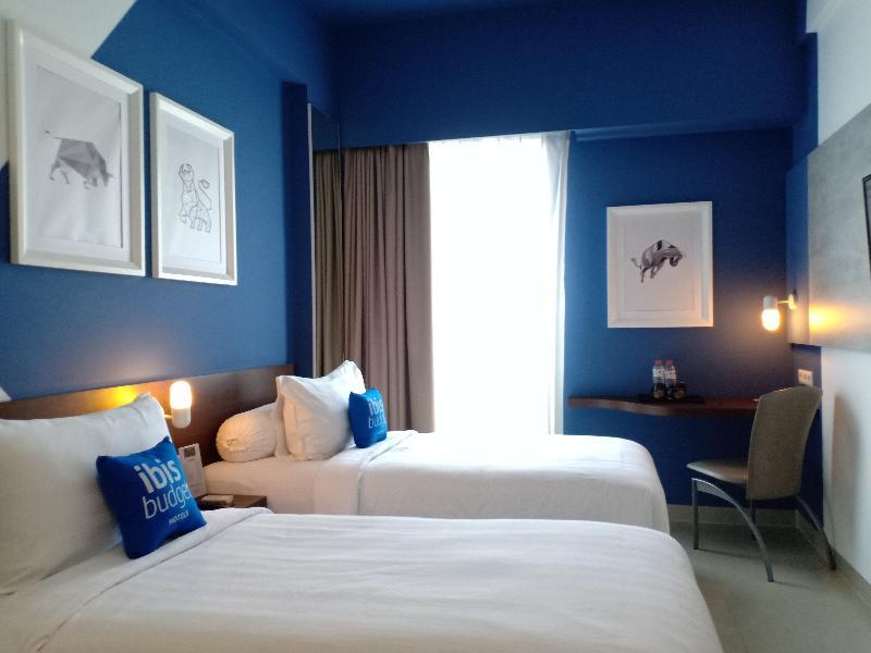 Ibis Budget Cikarang Festival Bekasi Exterior foto